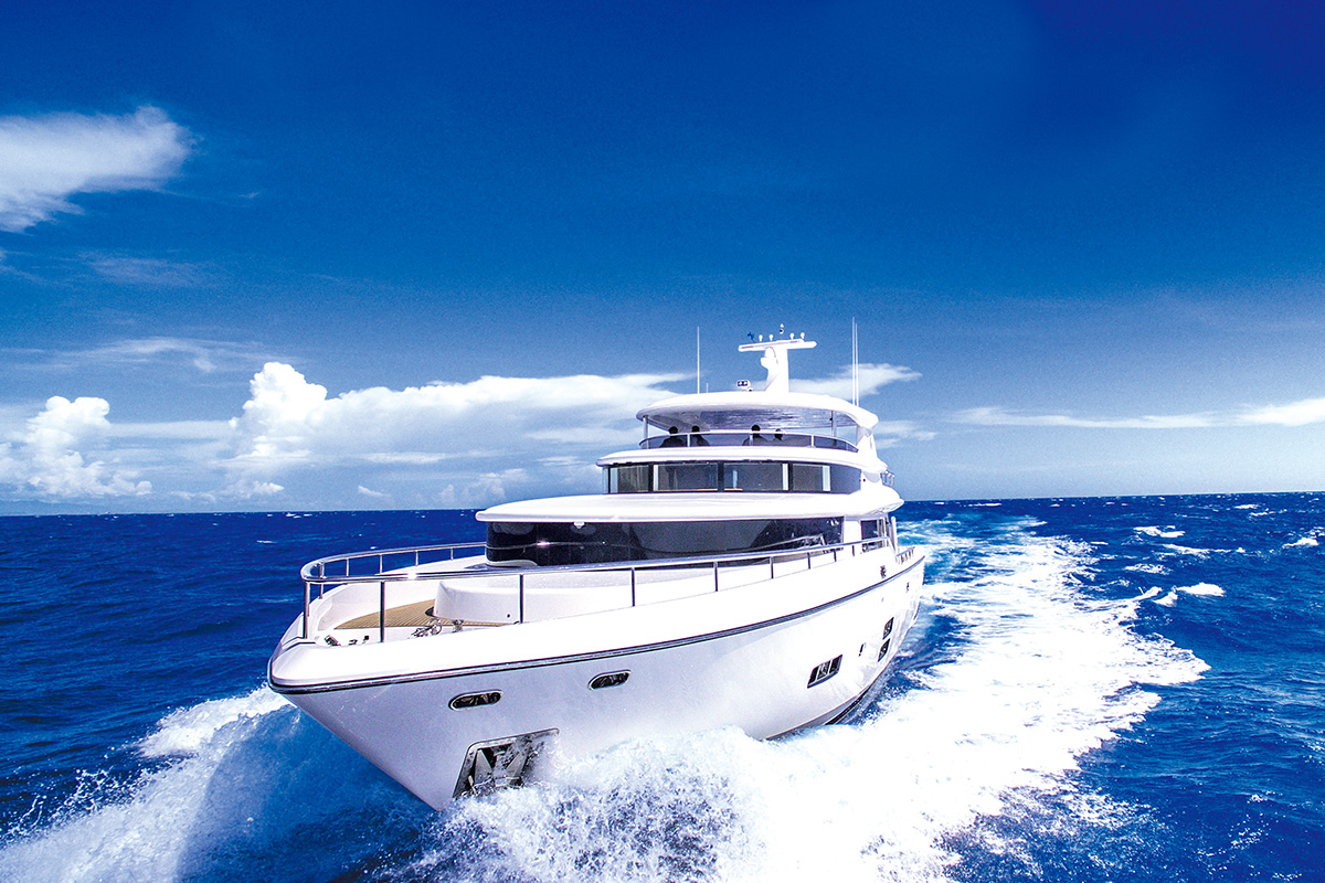 LS　1/20　本格派ハードトップクルーザー　M-600SCRニッサンボート LS 1/20 本格派ハードトップクルーザー M-600SCRニッサンボート